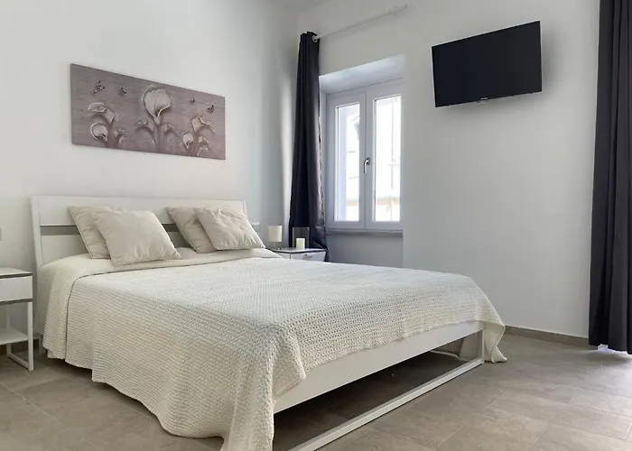 Matty's Guest house 3*