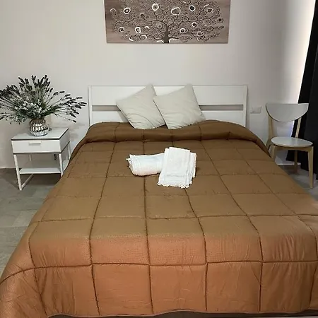 Matty's Guest house 3*